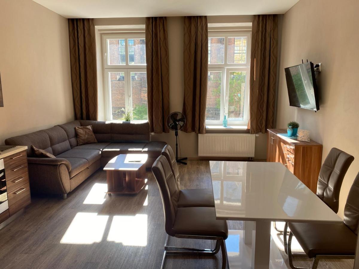 Апартаменты Zeyer Aparments Теплице Экстерьер фото